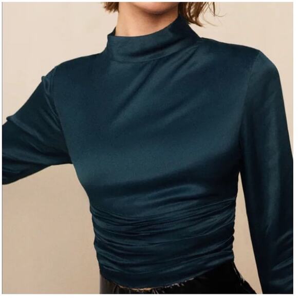 NWT Zara Crop Top Blouse, Mock Neck, long sleeve, ruched hem in blue size medium - Picture 1 of 11
